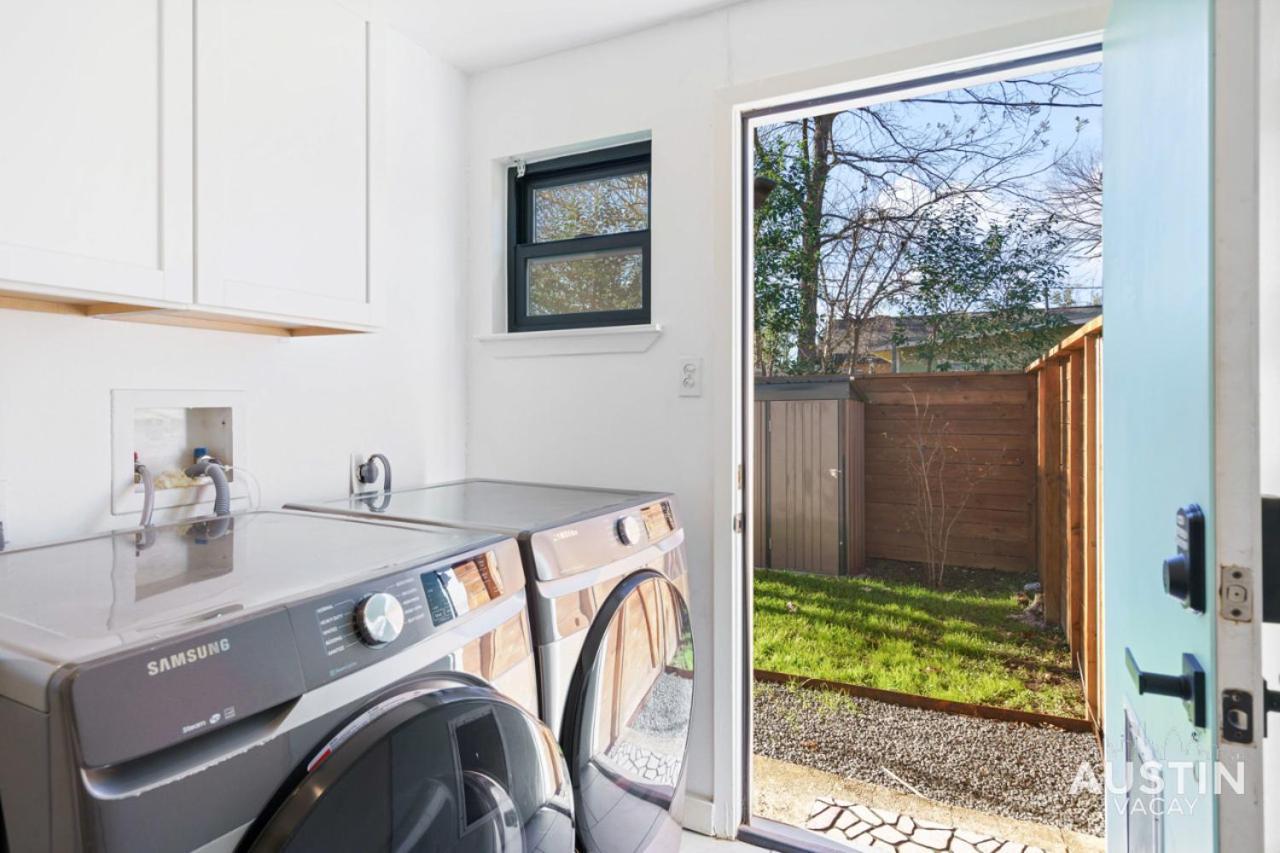 Pet Friendly Atx Escape With Game Room And Free Parking Austin Esterno foto