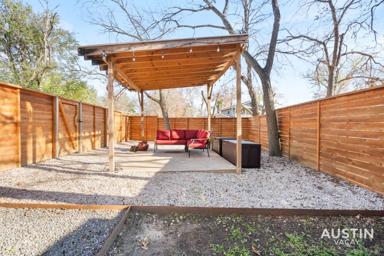 Pet Friendly Atx Escape With Game Room And Free Parking Austin Esterno foto