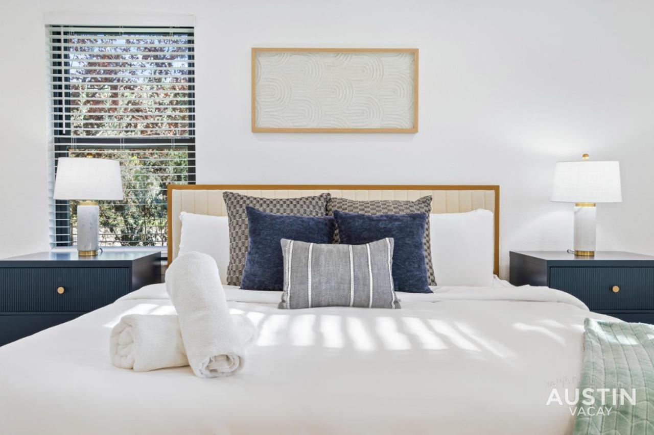 Pet Friendly Atx Escape With Game Room And Free Parking Austin Esterno foto