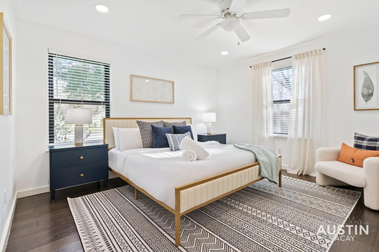 Pet Friendly Atx Escape With Game Room And Free Parking Austin Esterno foto