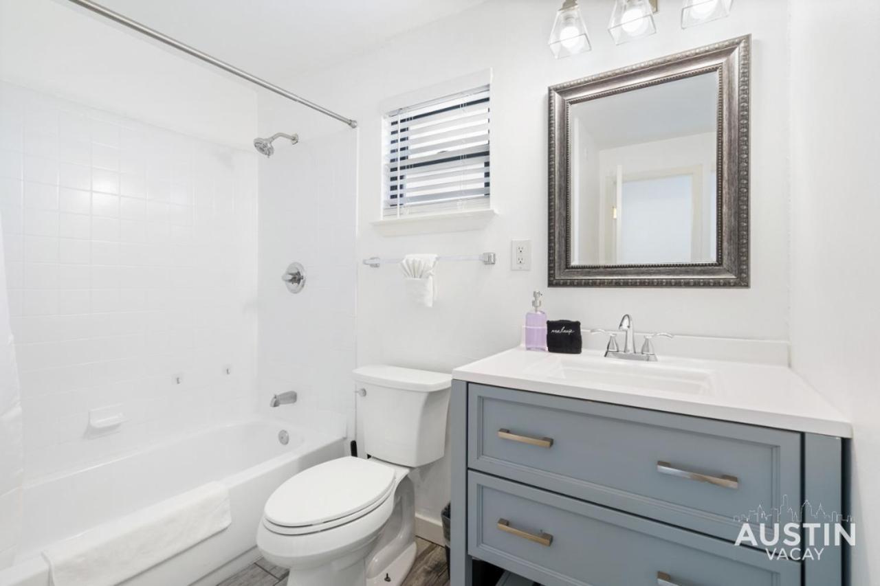 Pet Friendly Atx Escape With Game Room And Free Parking Austin Esterno foto