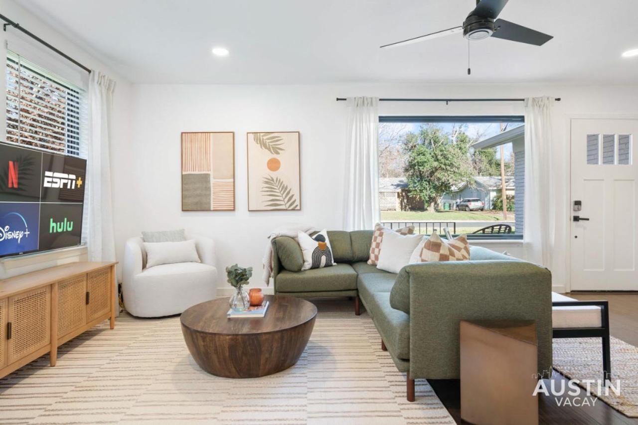 Pet Friendly Atx Escape With Game Room And Free Parking Austin Esterno foto
